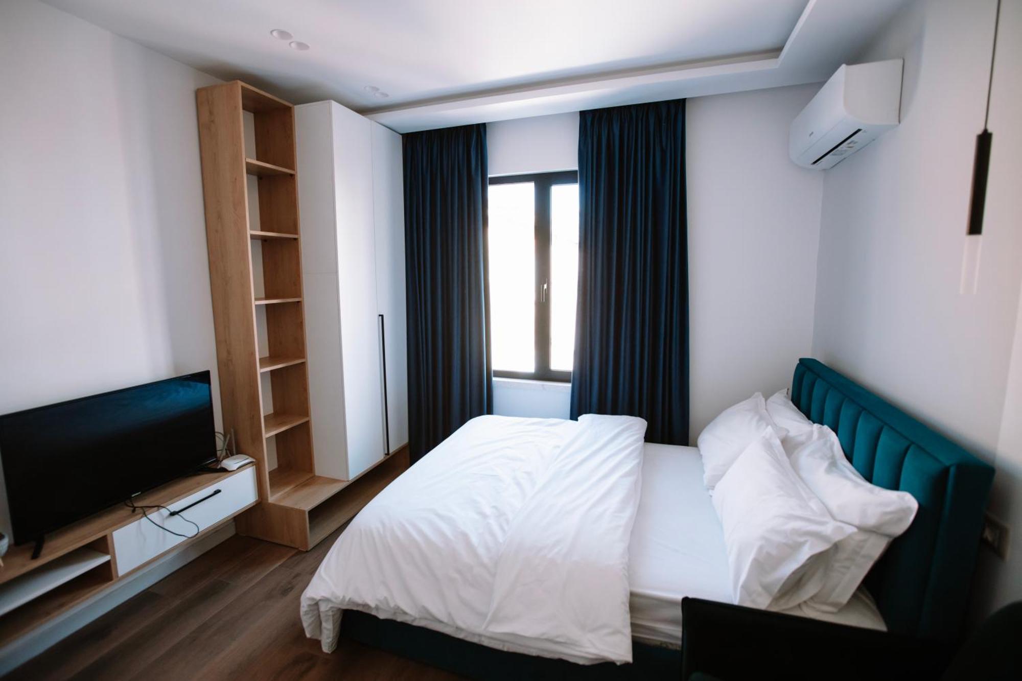 Barrikada Str Modern Apartments - The Nest ติรานา ภายนอก รูปภาพ