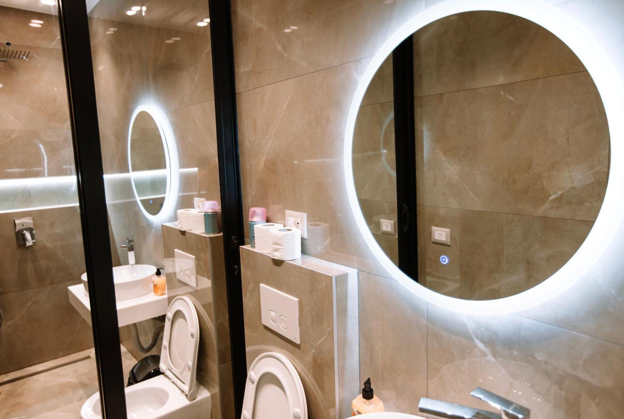Barrikada Str Modern Apartments - The Nest ติรานา ภายนอก รูปภาพ