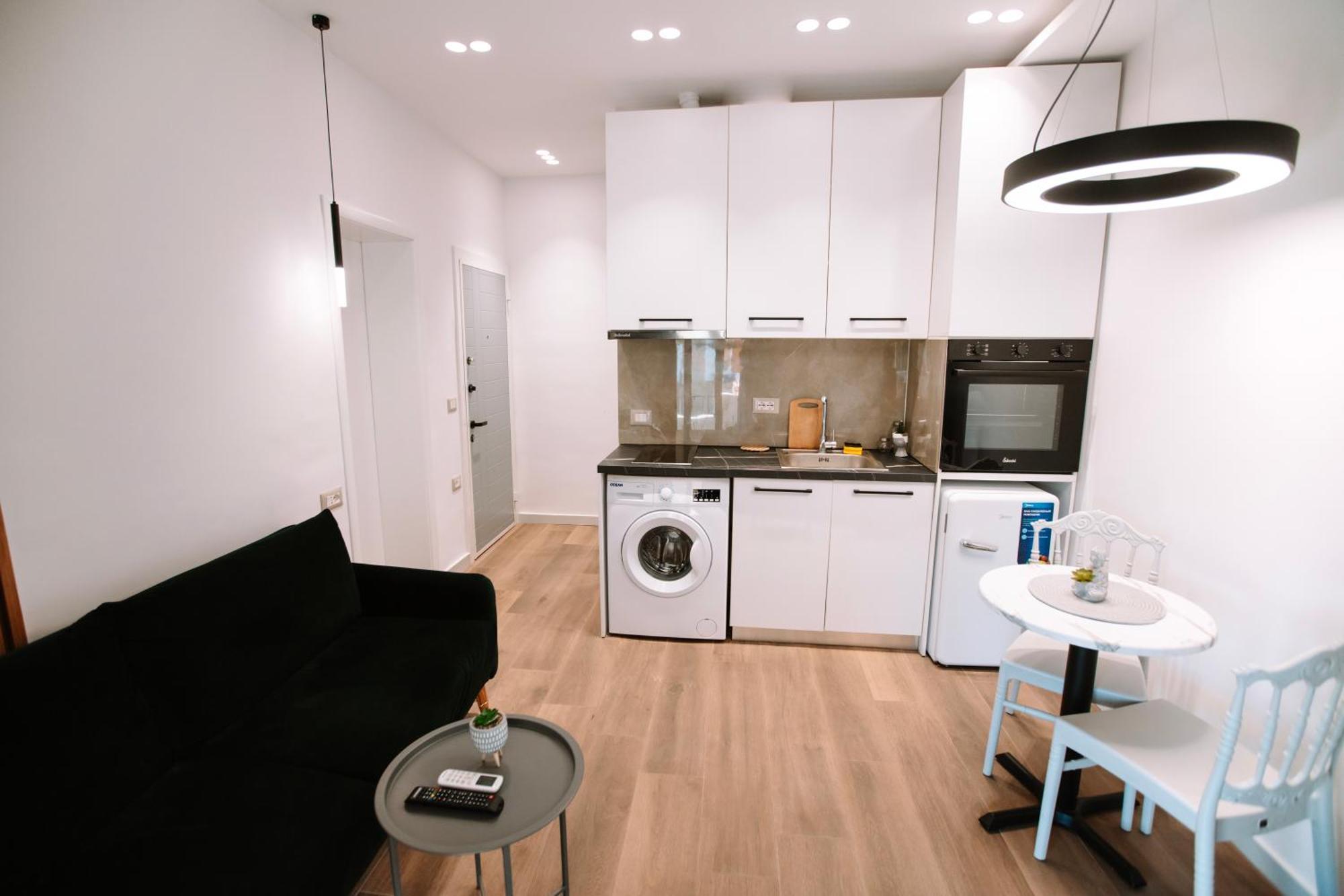 Barrikada Str Modern Apartments - The Nest ติรานา ภายนอก รูปภาพ